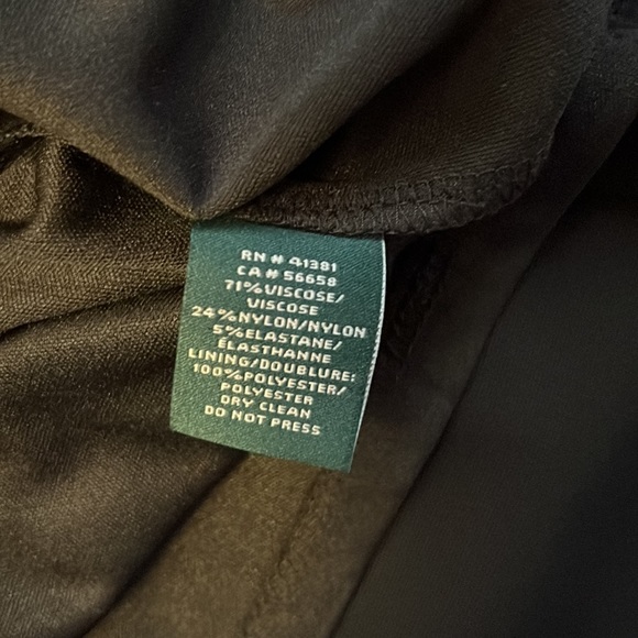 Lauren Ralph Lauren woman’s cut out shoulder pleated dress black - Picture 4 of 9